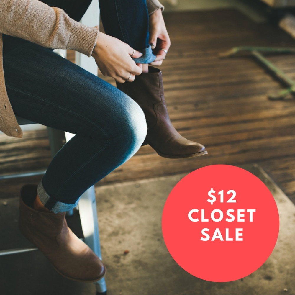 🎉 $12 CLOSET SALE🎉